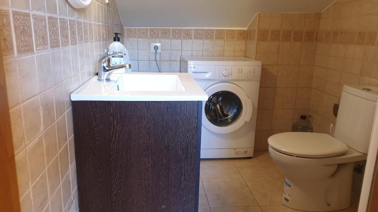 Alquiler De -viviendas Turísticas Casa César Séjour chez l'habitant Lubián