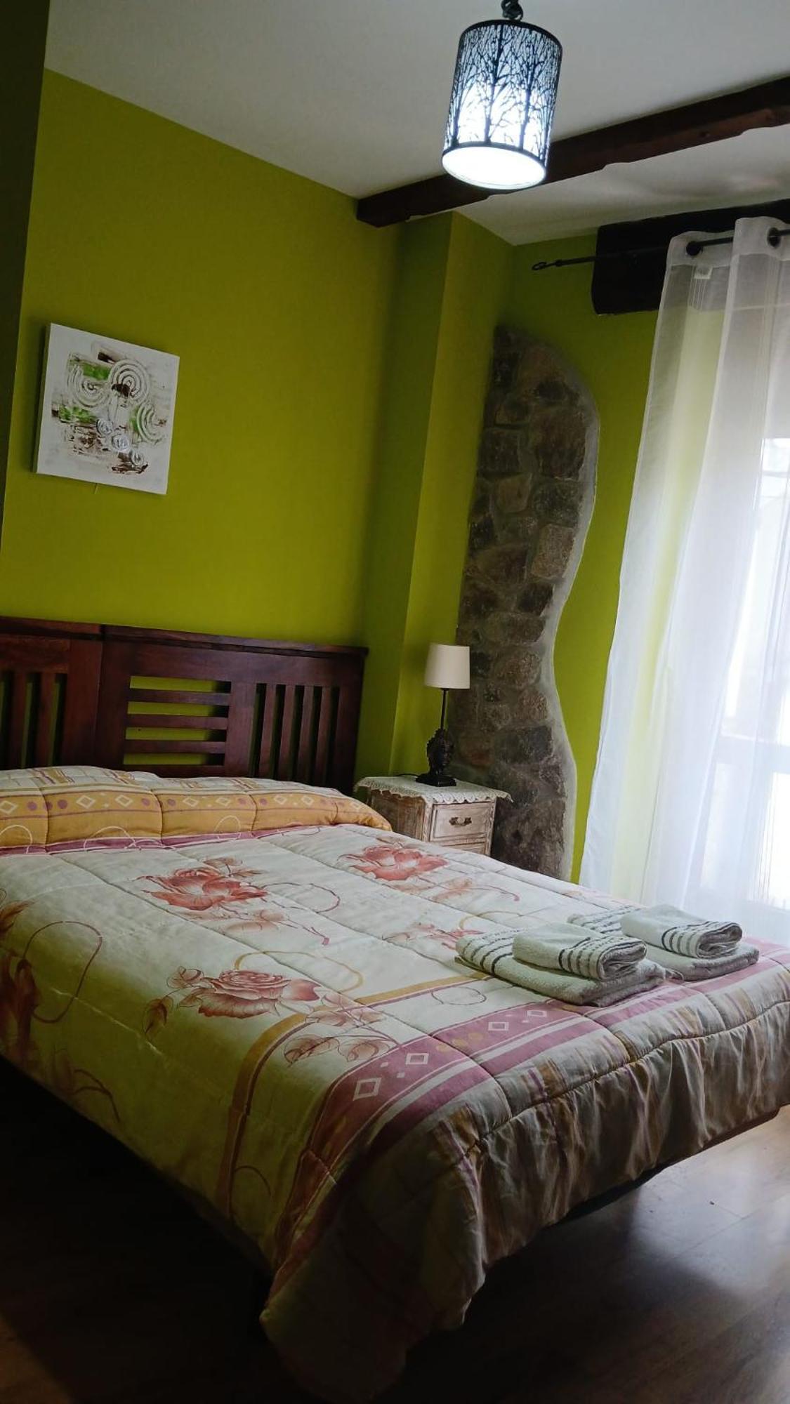 Alquiler De -viviendas Turísticas Casa César * Lubián